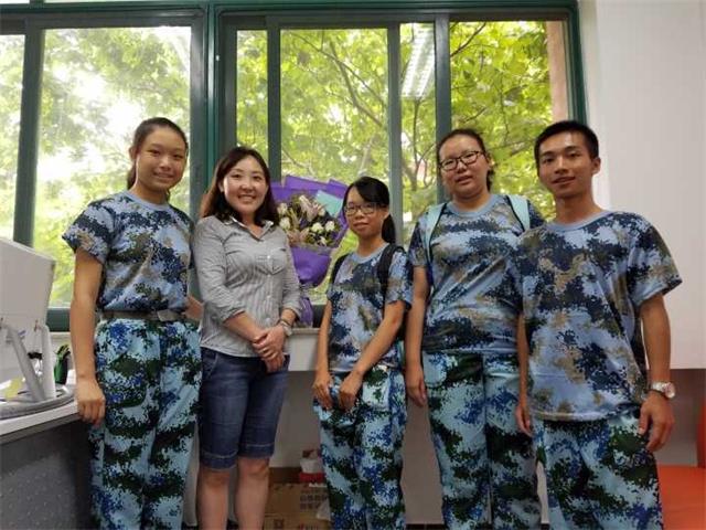  谆谆良师意，浓浓学子情——心理学系16级新生给老师们献上节日祝福