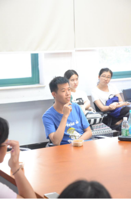  深化人才培养目标 争做卓越心理人——心理学系举行读研深造座谈会