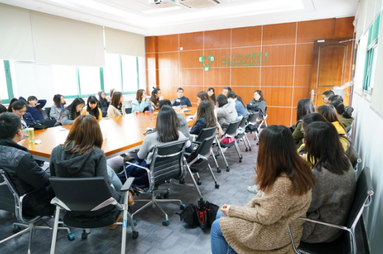  心理学系举行2017年度本科生升学深造座谈会