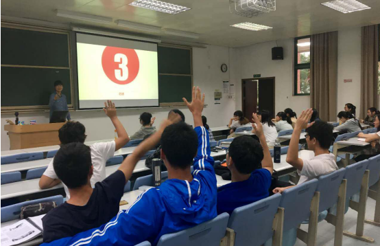 一学一做：心理学系各团支部召开专题学习组织生活会
