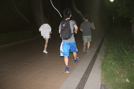 奔跑
